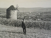 Foto č.1 - Historický pohled na obec s Křižovičovým větřákem